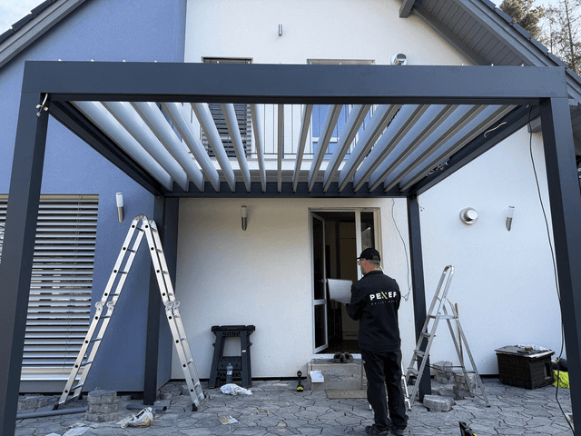 Realizace pergoly se screenovými roletami – 10