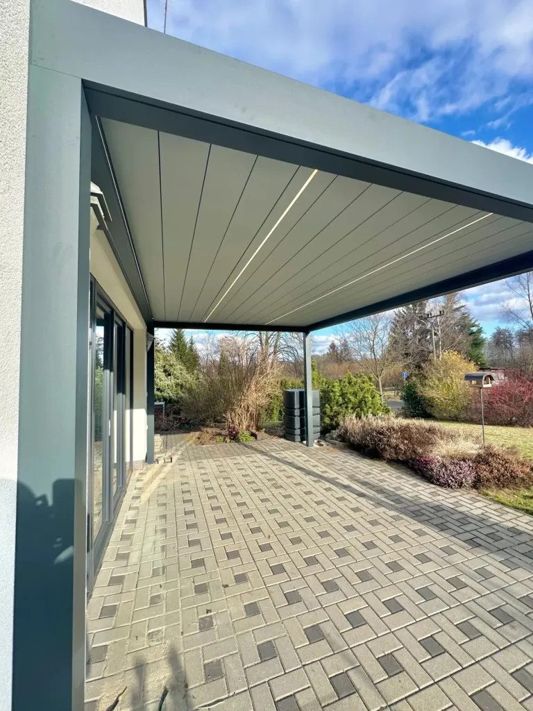Realizace bioklimatické pergoly – pohled 4