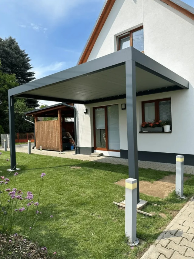 Realizace bioklimatické pergoly – pohled 4