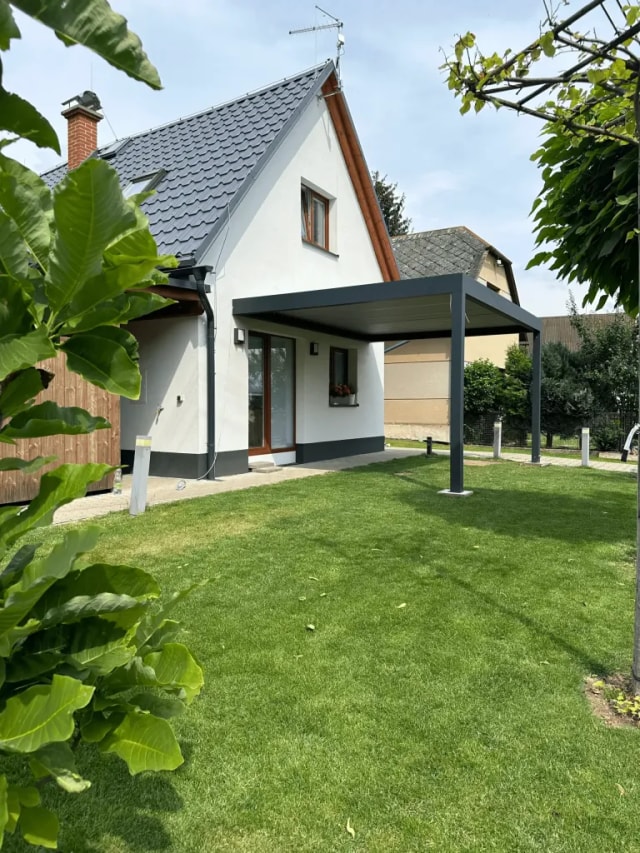 Realizace bioklimatické pergoly – detail 3