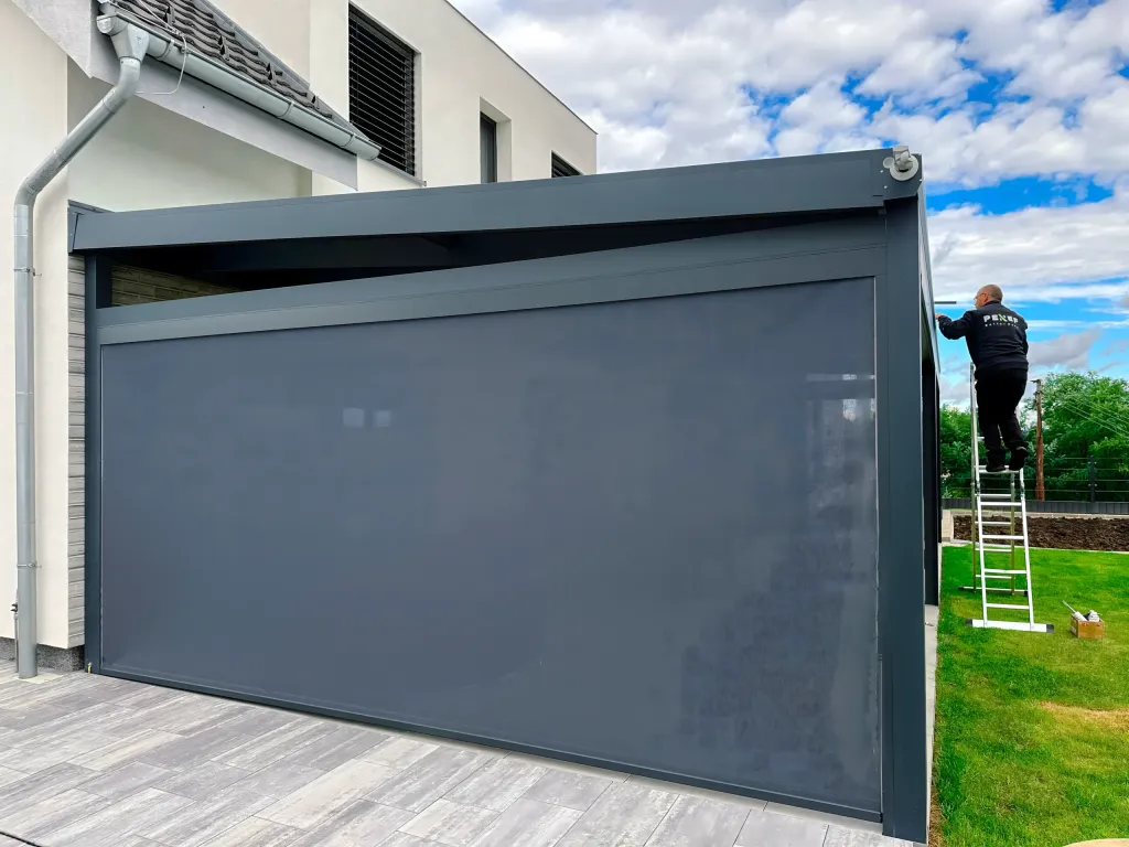 Pergola – detail skla